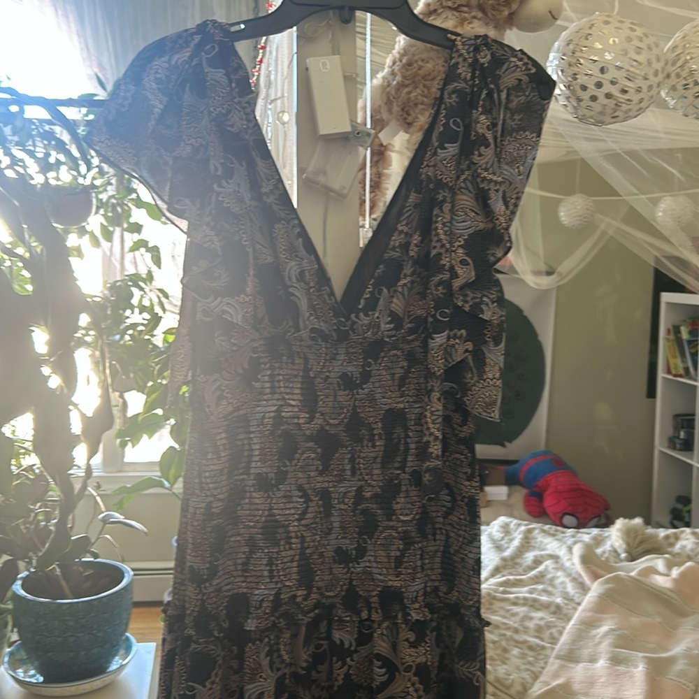 Beautiful long dress. Summer/ special occasion/ day time events